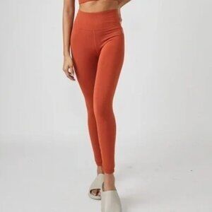 FP Movement High-Rise 7/8 Length Good Karma Leggings Red Earth NWOT Size M/L